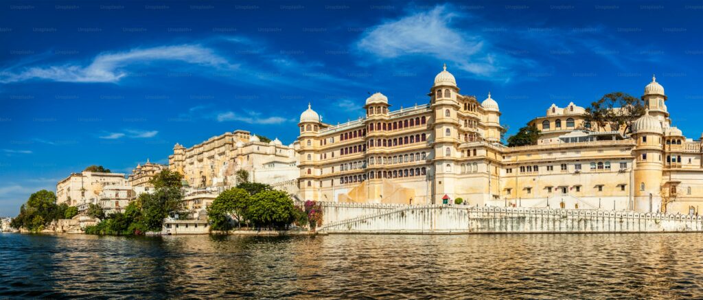 City Palace Udaipur, Rajasthan must visit places